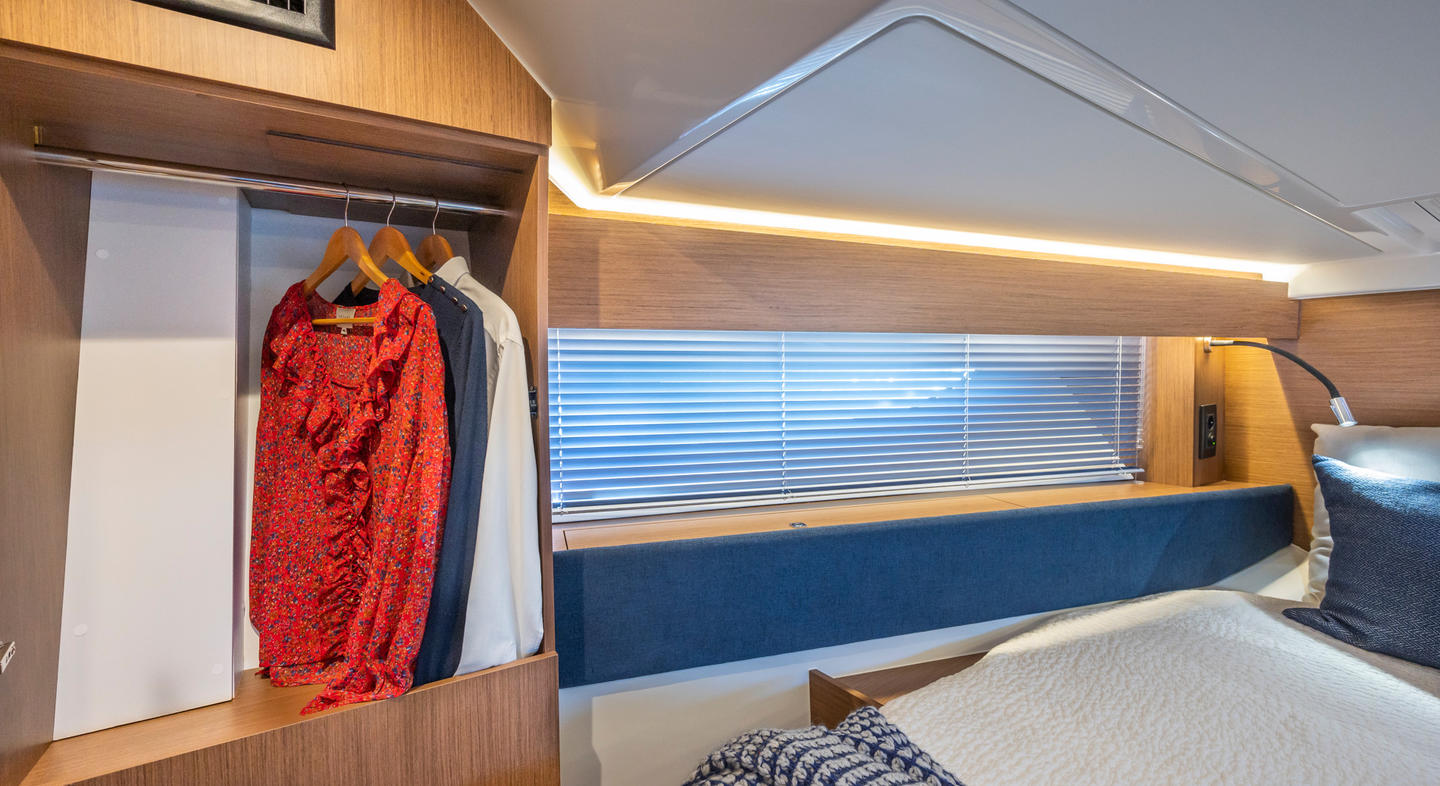 Gran_Turismo_36_Interior_06